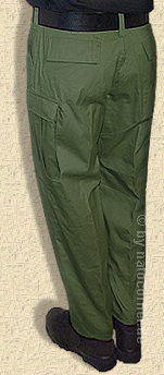 BDU-Hosen, 6 Taschen -2 vordere Taschen, 2 seitl. Cargotaschen, 2 Gesäßtaschen